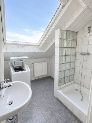 Vermietete 4-Zimmer-Dachgeschosswohnung in Dortmund - ideale Kapitalanlage – 44329 Dortmund – Vorschaubild 9