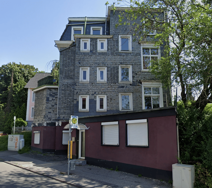 Geräumiges Mehrfamilienhaus mit 5 Wohnungen vollvermietet – Remscheid – Bild 1 von 3