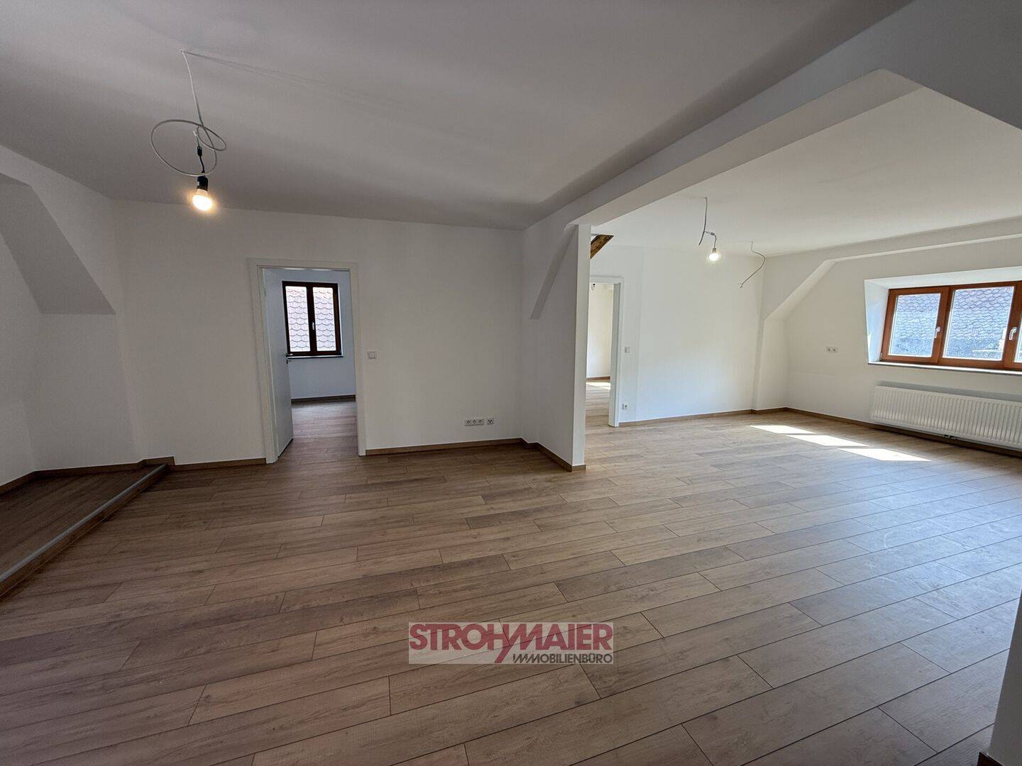 Erstbezug nach Kernsanierung! Offen geschnittene 4-Zimmer-Wohnung im Zentrum Hersbrucks