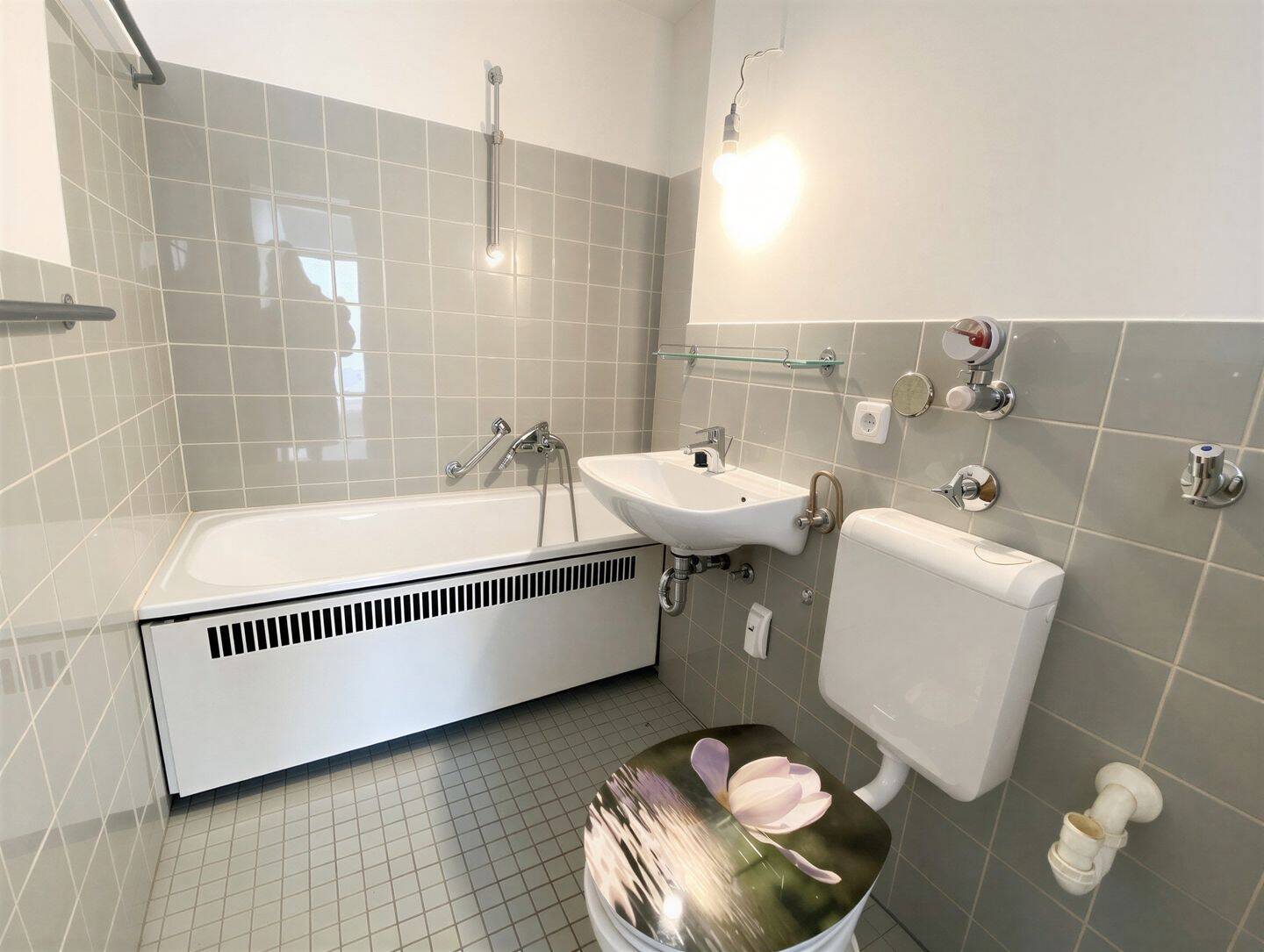 Vermietete 2-Zimmer Wohnung mit traumhaftem Fernblick | Zentrale Lage in München-Moosach – München – Vorschaubild 7