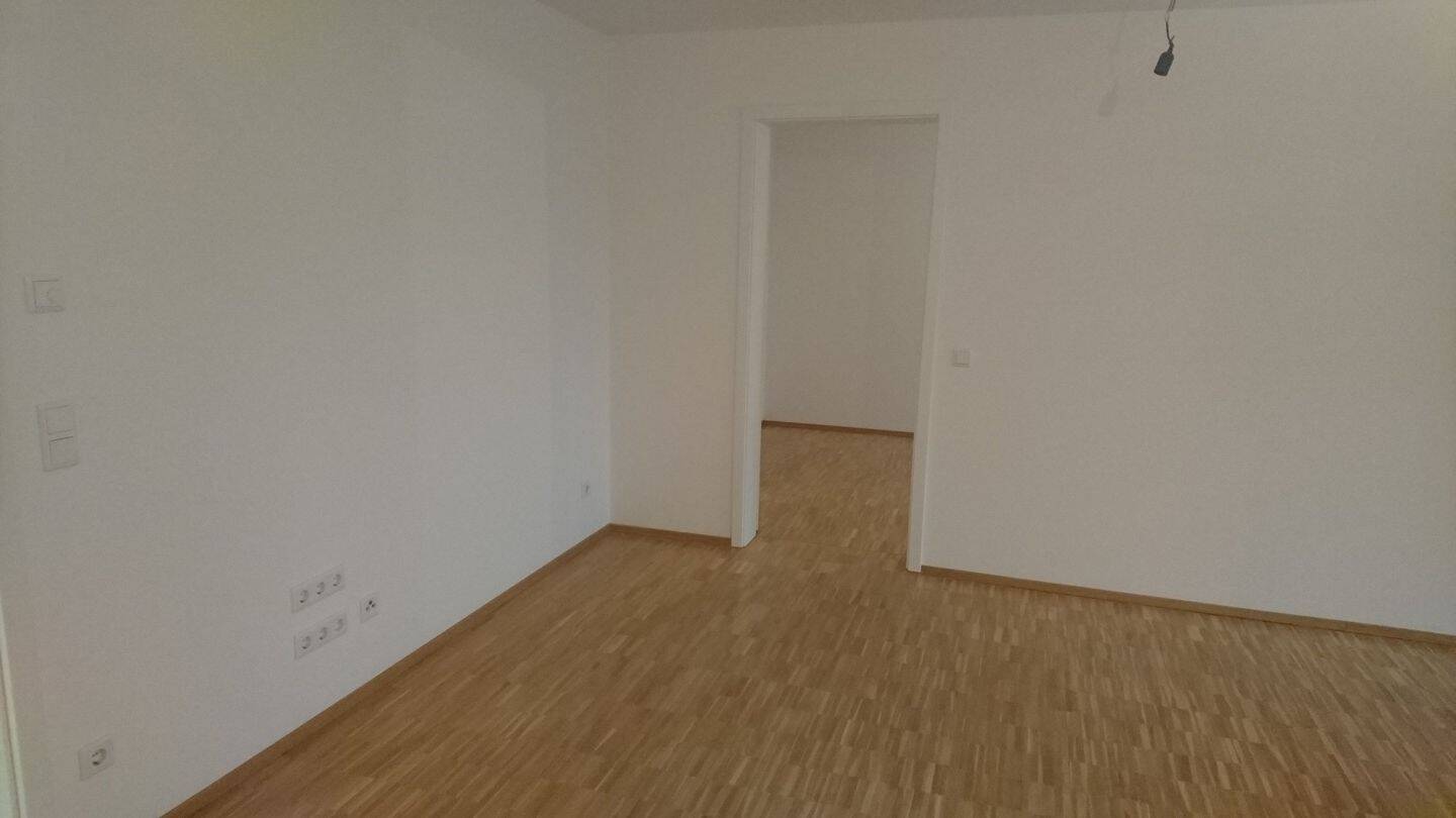 Exklusiv und lichtdurchflutetes Wohnen in den Erlanger Höfen – Exklusive 2-Zimmer-Wohnung mit Balkon & TG – Erlangen – Vorschaubild 5