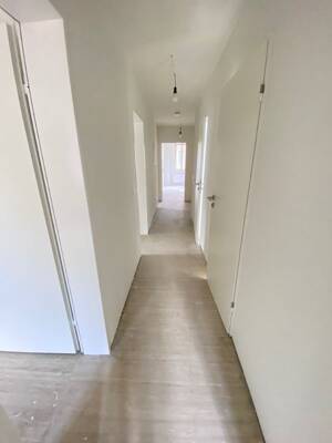 modernisierter Altbau, grün und ruhig mit Bus fast vor der Tür – 45899 Gelsenkirchen – Vorschaubild 4