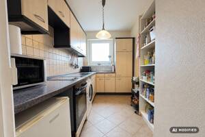 Etagenwohnung mit beeindruckendem Weitblick über Lübeck, frei zu übergeben – 23556 Lübeck – Vorschaubild 2