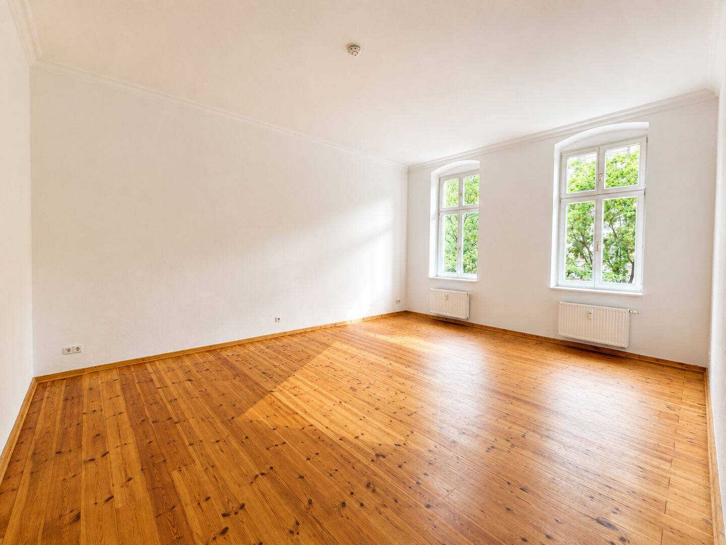 Altbau-Traum im begehrten Samariterviertel: Bezugsfreie 3-Zimmer-Wohnung im Denkmalensemble – Berlin – Vorschaubild 3