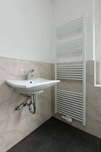 Modernisierte 2-Zimmer-Wohnung / für 1 - 2 Personen – Wuppertal – Vorschaubild 4