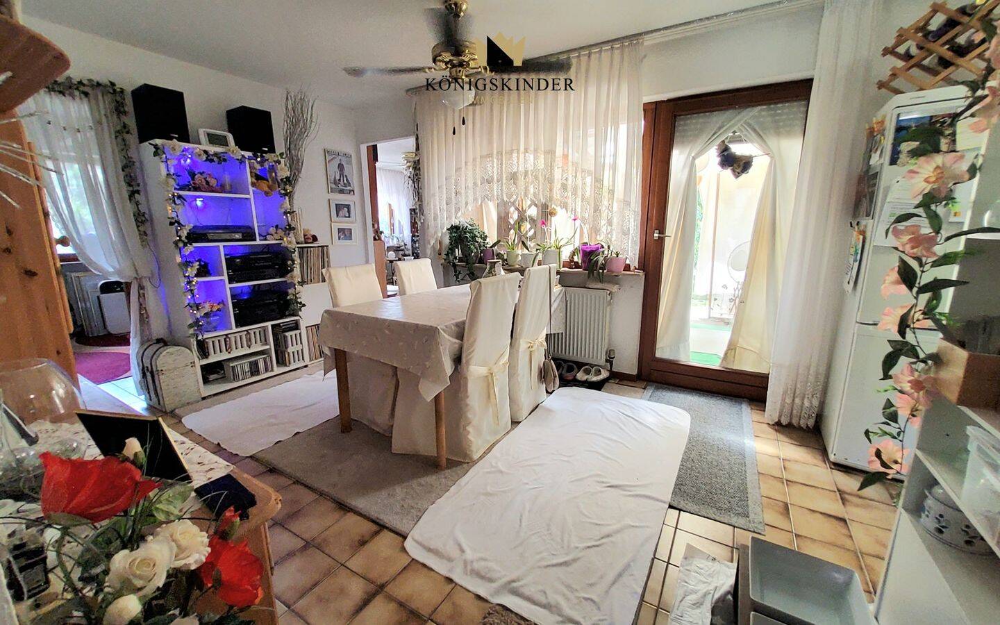 Herrliche 3,5-ZI.-EG-Wohnung mit zauberhaftem Gartenanteil, Stellplatz, Hobby-u. Kellerraum u.v.m. – Backnang – Vorschaubild 4