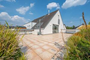 Wohnen wie im Urlaub-einzigartige Penthouse-Galerie-sonniger Dachgarten in Bestlage von Praunheim – 60488 Frankfurt am Main – Vorschaubild 4