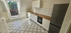 Kernsanierte 3-Zimmer-DG-Wohnung mit Wohnküche, neuer EBK und Sonnenterrasse in Eller – 40229 Düsseldorf – Vorschaubild 2
