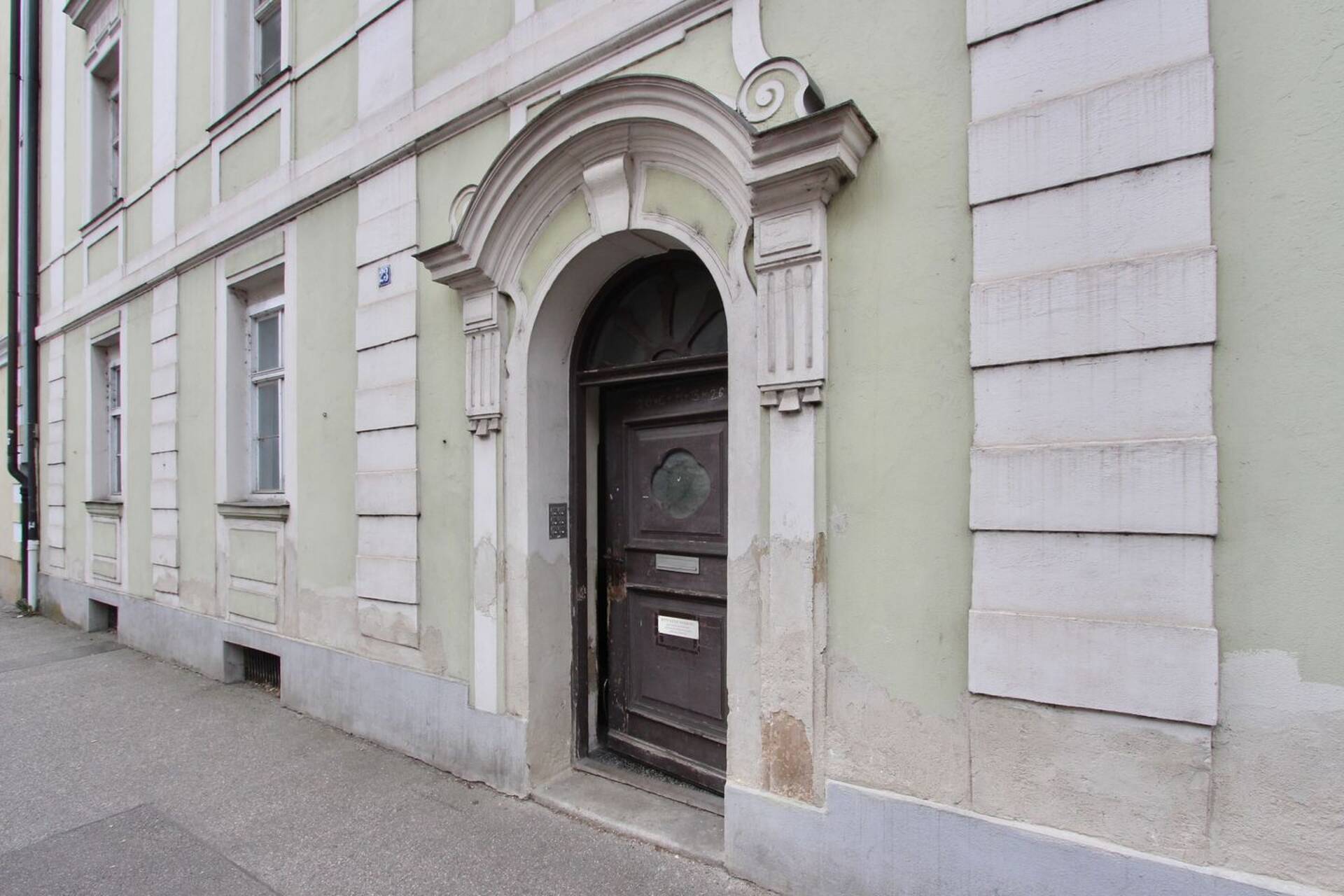 Haus in 84034 Landshut mit 500 m² kaufen