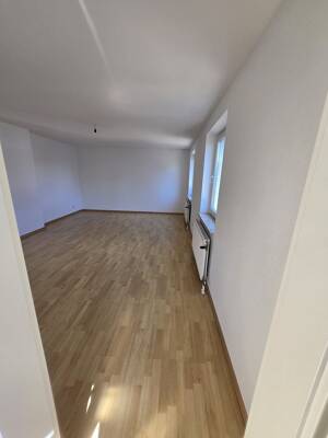 3-Zimmer-Maisonette-Whg. Erstbezug nach Modernisierung, nähe Zuckerfabrik – 93055 Regensburg – Vorschaubild 4
