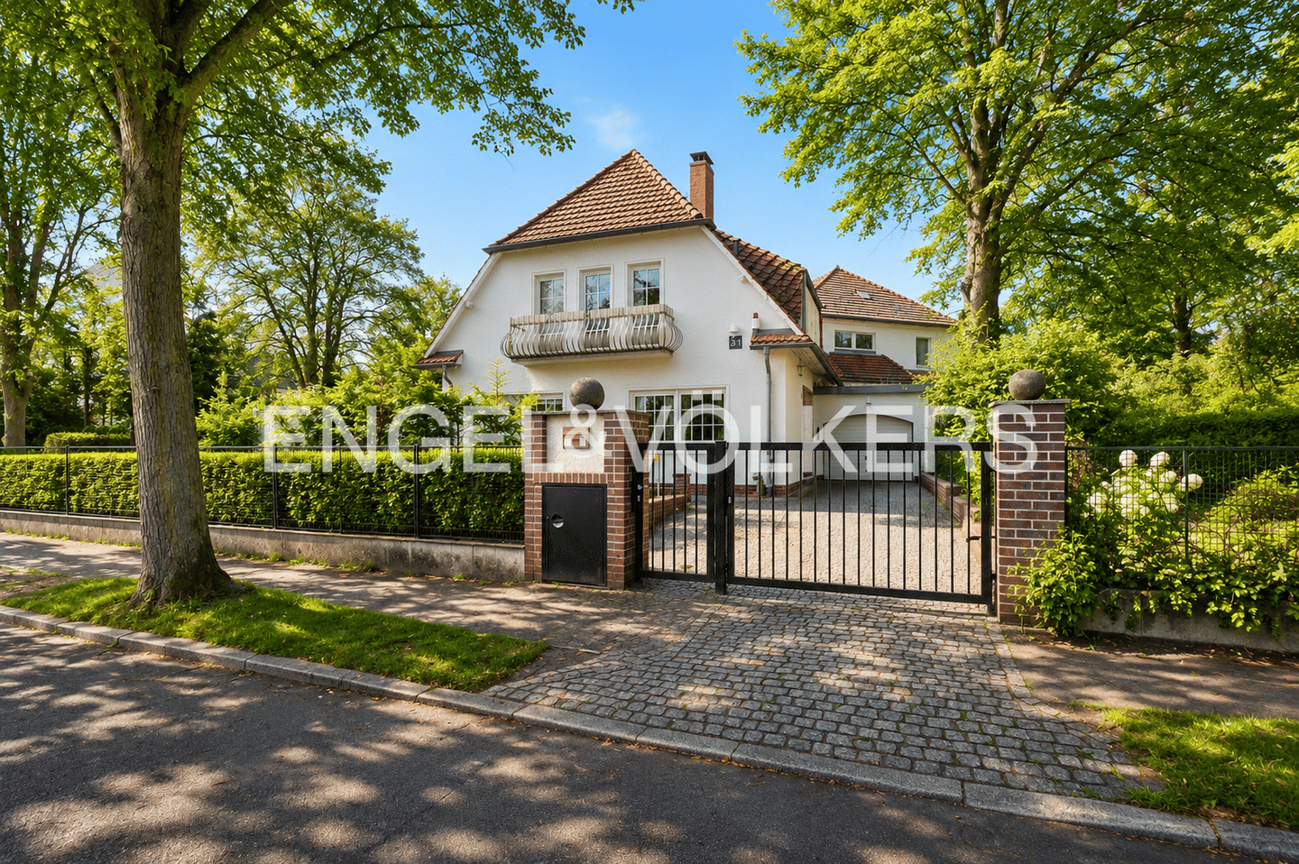 Ihr Traum vom Wohnen in Dahlem - Charakterhaus mit großem Garten und einzigartigem Entwicklungspotenzial – Berlin – Vorschaubild 6