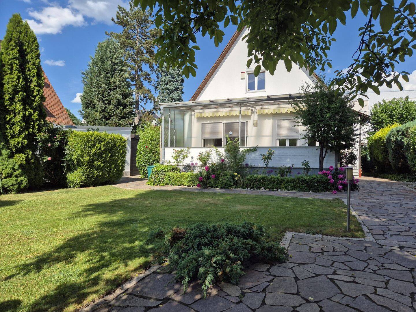 WOHNEN PREISRUTSCH: Freistehendes EFH in Fischbach (2003 komplett saniert)