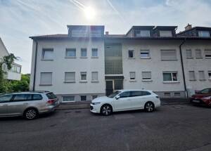 Charmante 3-Zimmer-Dachgeschosswohnung mit Balkon & Stellplatz *PROVISIONSFREI* – 70186 Stuttgart – Vorschaubild 2