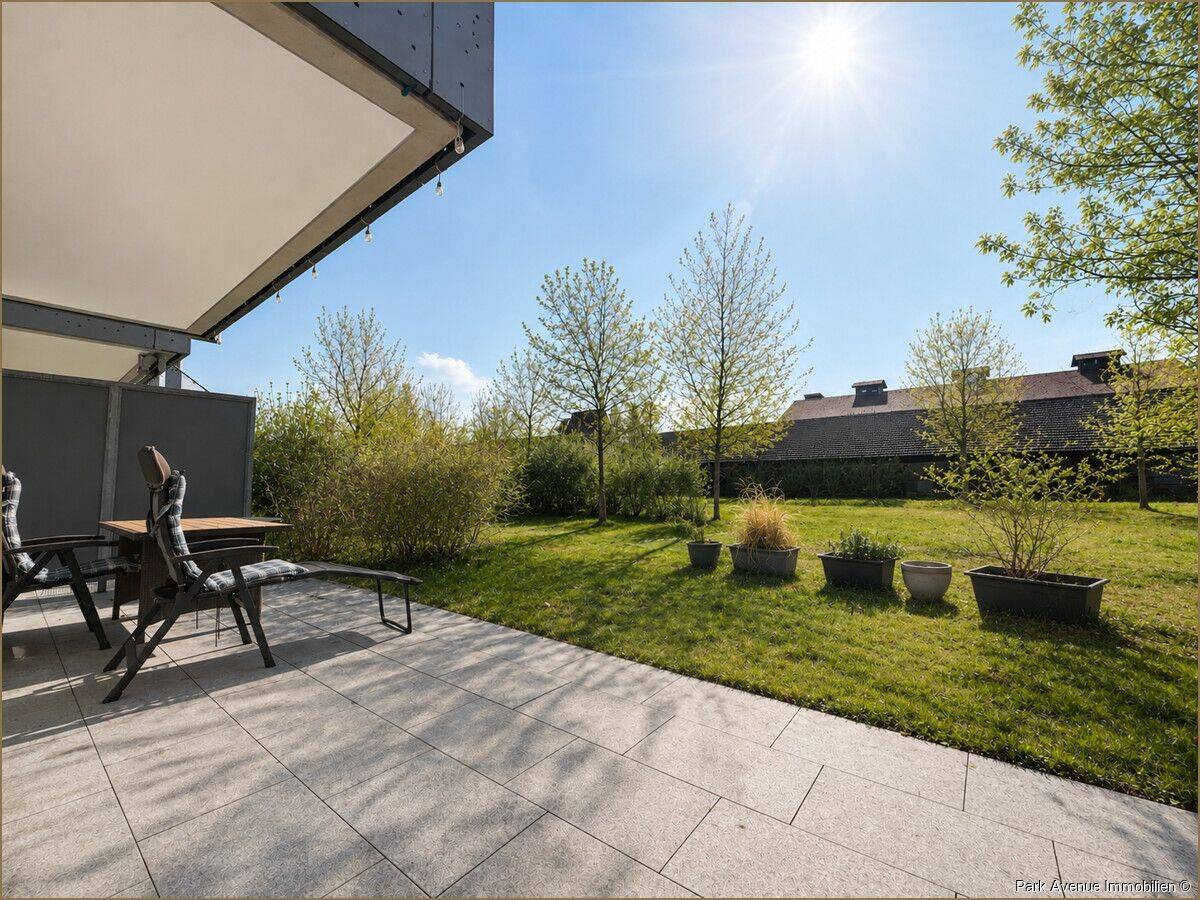 Licht, Ruhe, Lage - Stilvolle 2-Zimmer-Wohnung mit Terrasse in begehrtem Bogenhausen. – München – Vorschaubild 4