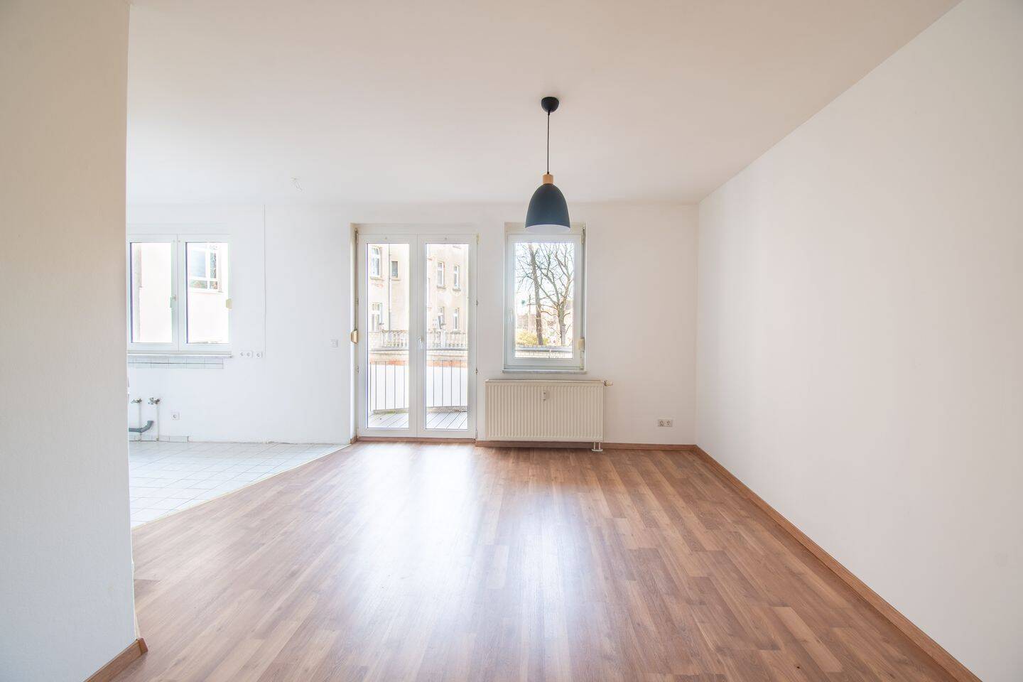 AUF DER SUCHE NACH MEHR? | 3-Raum-Wohnung mit West-Balkon