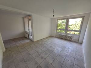 3 Zimmer Wohnung mit Balkon und Aufzug in der 4. Etage – 44309 Dortmund – Vorschaubild 1