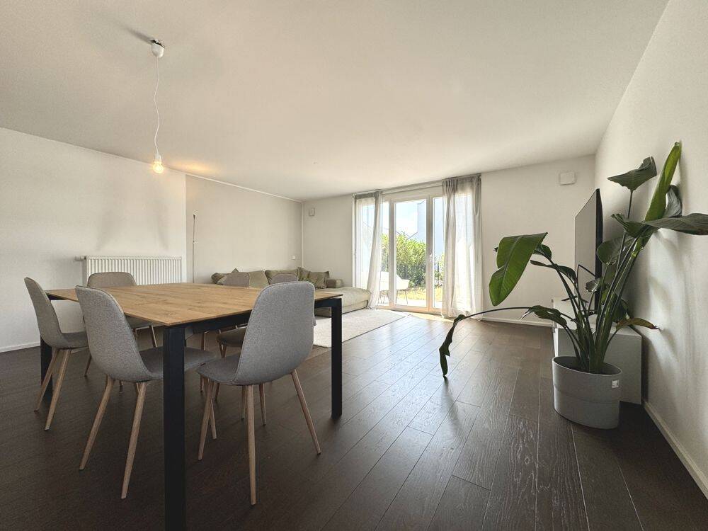 +++ Modernes Reihenendhaus mit Garten und Dachterrasse +++