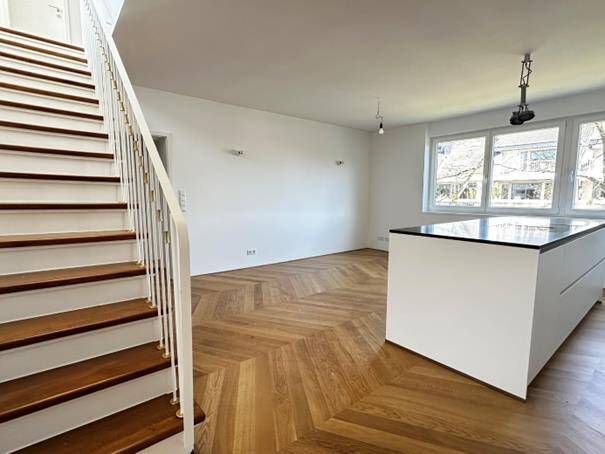 Sanierte 6-Zimmer-Eigentumswohnung über zwei Etagen! In Düsseldorf-Niederkassel – Düsseldorf – Vorschaubild 7