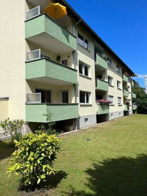 Sommeraktion!!! Provisionsfreie Kapitalanlage!!. Vermietete 4 Zimmer Wohnung in Bonn-Lannesdorf