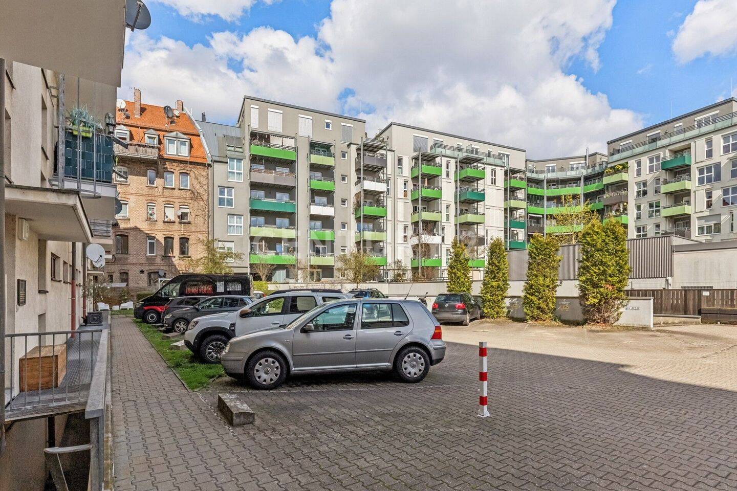 Helle 2-Zimmer-Wohnung in ruhiger, zentraler Lage – Fürth – Vorschaubild 2