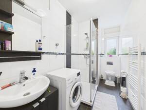 Möbliert, modernisiert, mittendrin: 2-Zimmer-Eigentumswohnung in Dortmund-Innenstadt West – 44137 Dortmund – Vorschaubild 4