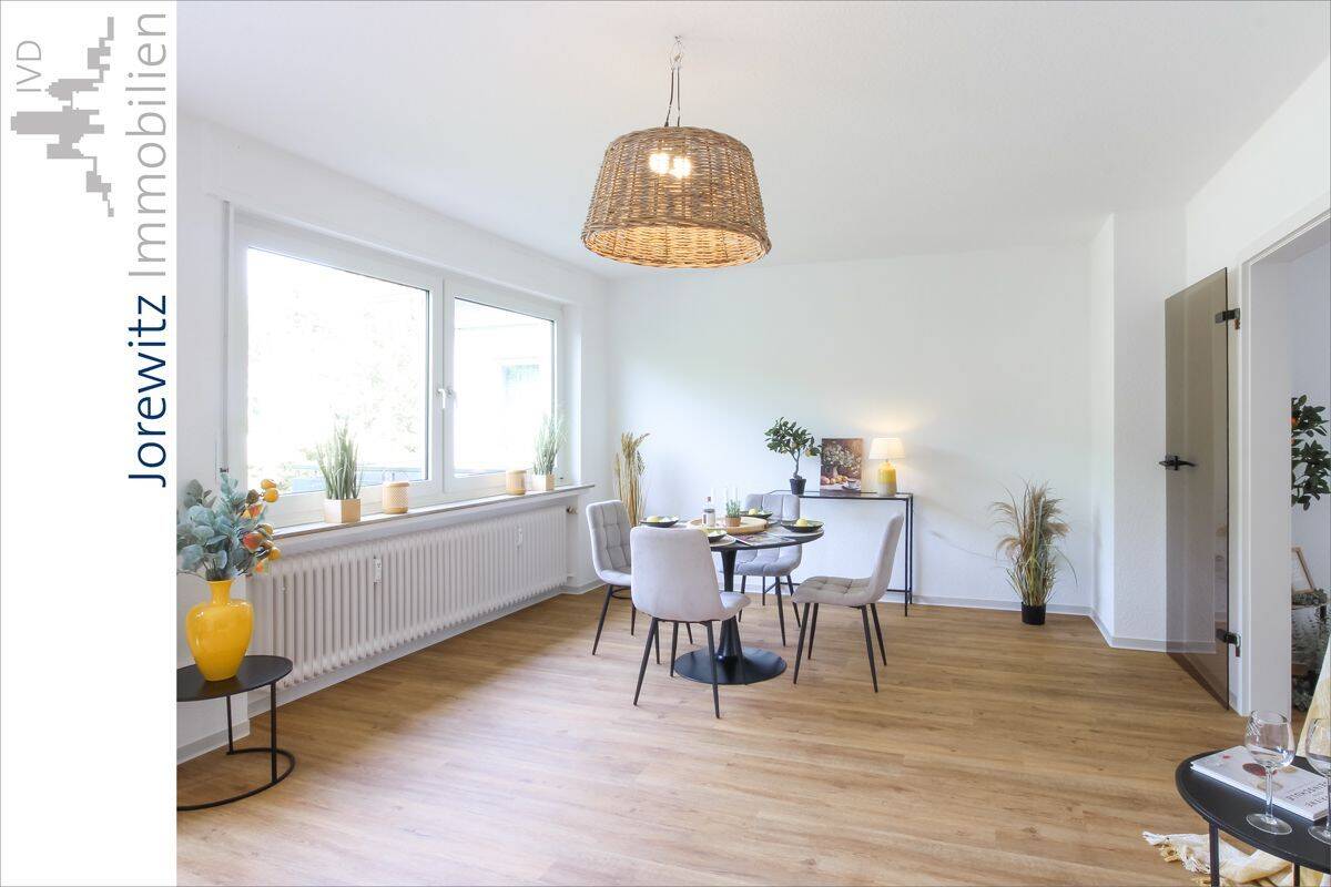 Bielefeld-Sieker: Frisch renovierte 3 Zimmer-Wohnung mit Balkon und Einzelgarage – Bielefeld – Vorschaubild 7