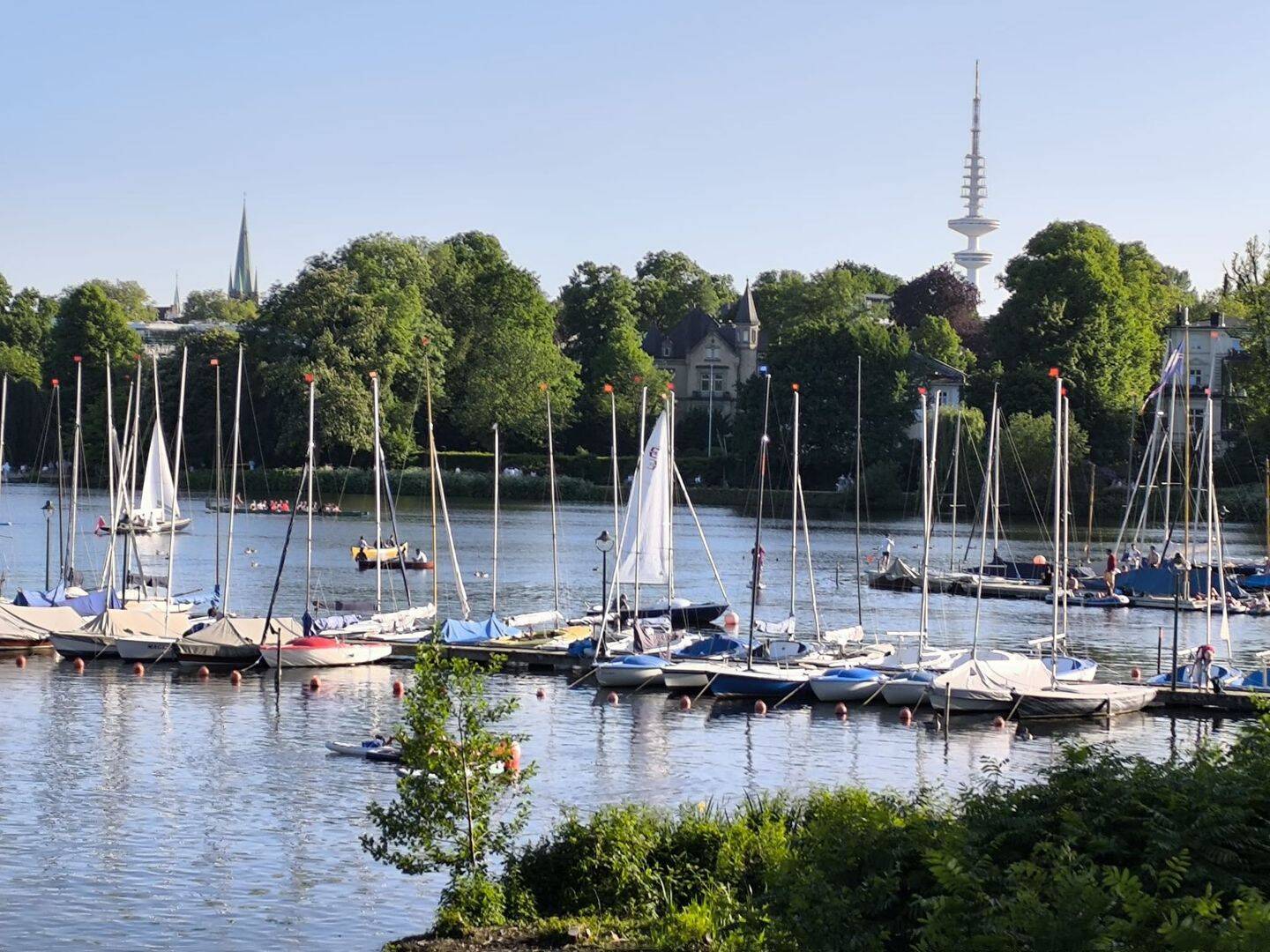 Begeehrte Lage nähe Bellevue Scheffelstr. · Winterhude · mit 3 Balkonen – Hamburg – Vorschaubild 2