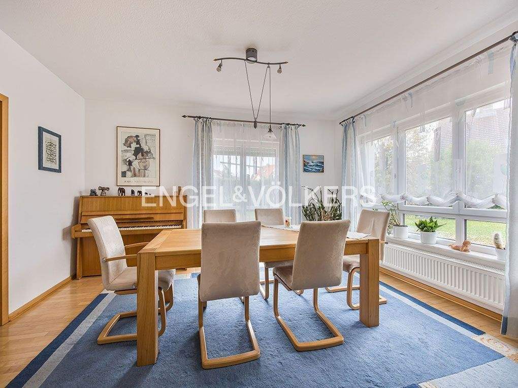 Familienleben mit viel Platz – Ihr wohldurchdachtes Zuhause in Herzogenaurach-Niederndorf – Herzogenaurach – Vorschaubild 4