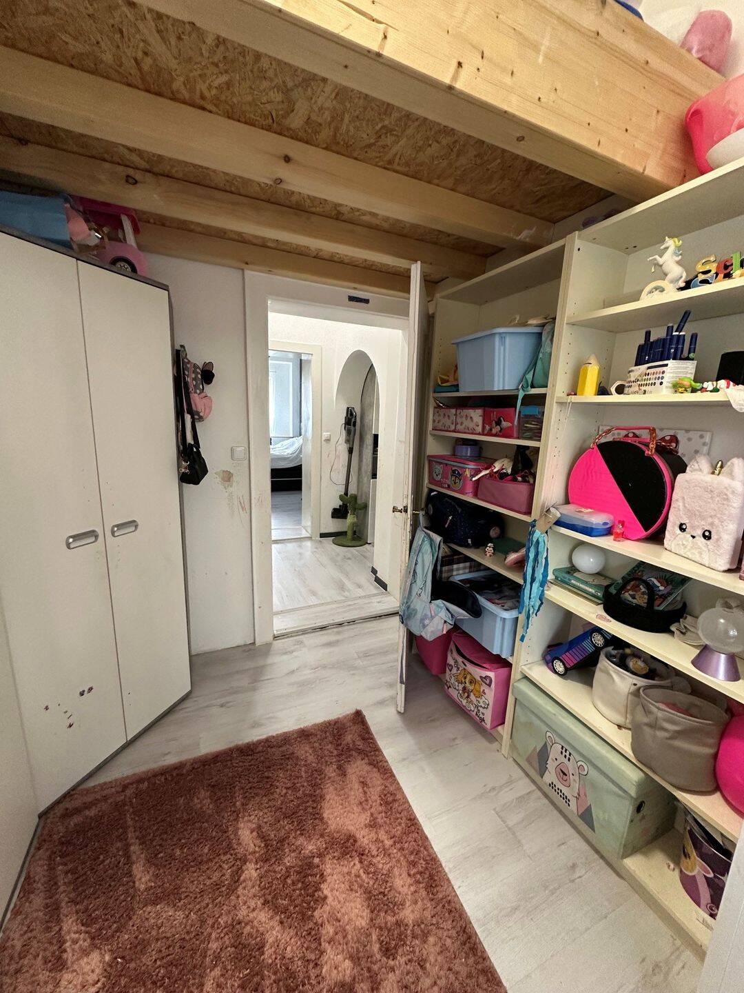 Gut vermietete 4,5 Zimmer Wohnung zur Kapitalanlage – Nürnberg – Vorschaubild 4