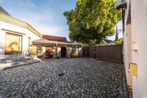 Exklusives Einfamilienhaus mit gehobenem Standard, großzügigem Wohnambiente und separatem Gästehaus – 99098 Erfurt – Vorschaubild 4
