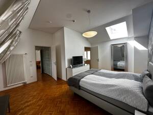 * exklusive und möblierte 2,5 Raumwohnung im Zentrum der Stadt mit Concierge u. Dachterrasse * – 1067 Dresden – Vorschaubild 5