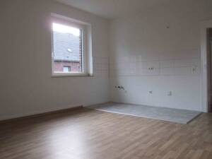 *große 2-Zimmer-Wohnung mit Wohnküche sucht neuen Mieter* – 47055 Duisburg – Vorschaubild 5