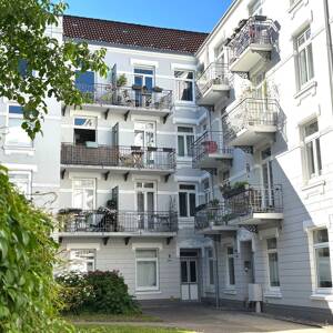 Charmante Singlewohnung mit Balkon und Einbauküche in Hamburg-Eppendorf-Hoheluft – 20253 Hamburg – Vorschaubild 2
