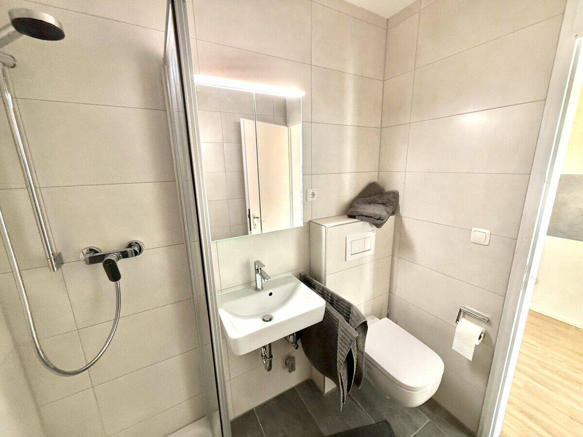 Stadt mit Blick! Ihr Appartement in Reinhausen! – Regensburg – Vorschaubild 6