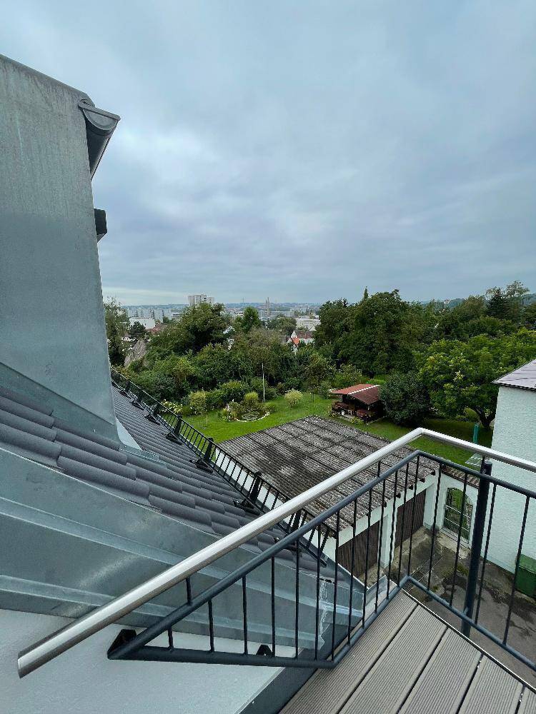 Dachgeschosswohnung mit DOM-Blick und unverbaubaren Blick über ganz Regensburg. Erstbezug! – Regensburg – Vorschaubild 7