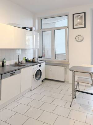 Vorderer Westen: Geräumige 3 Zimmer Wohnung mit großem Balkon – 34119 Kassel – Vorschaubild 5