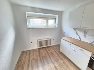 Erstbezug nach Renovierung: 3-Zimmer-Wohnung inkl. EBK – 42119 Wuppertal – Vorschaubild 4