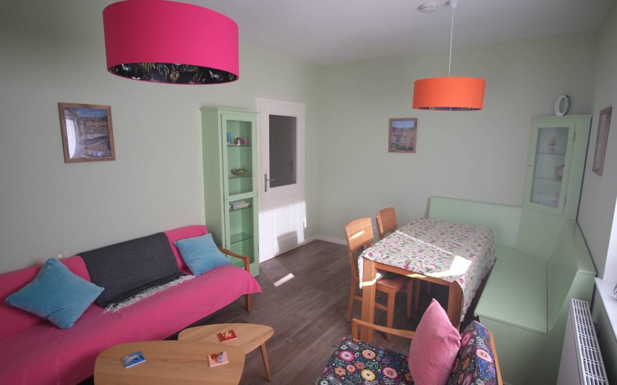 3-Zimmerwohnung, möbliert Stuttgart Süd - Zeitwohnen ab 1 Monat – 70199 Stuttgart – Bild 1 von 9