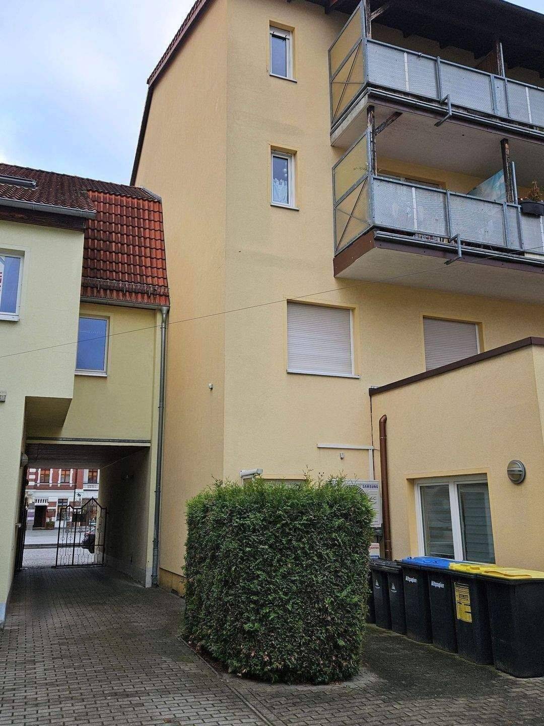 Quasi ein Selbstläufer, über 6% Rendite! Wohn- und Geschäftshaus in 1A-Lage! – Finsterwalde – Vorschaubild 3