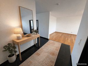 Exklusive Etagenwohnung in Frankfurt: 3,5 Zimmer mit Pool & Sauna – 60598 Frankfurt am Main – Vorschaubild 9