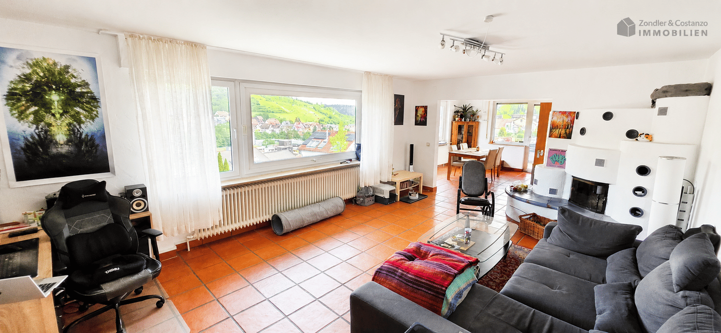 Zuhause zum Wohlfühlen: 2,5-Zimmerwohnung mit Balkon & Garage