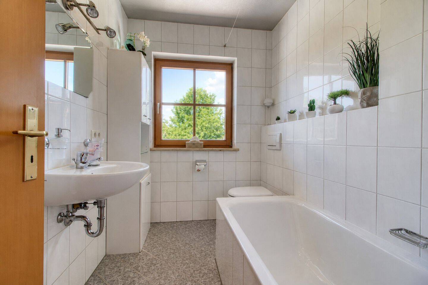 Attraktive 2-Zimmer Wohnung (auch als stilles Gewerbe nutzbar) – Stephanskirchen – Vorschaubild 5
