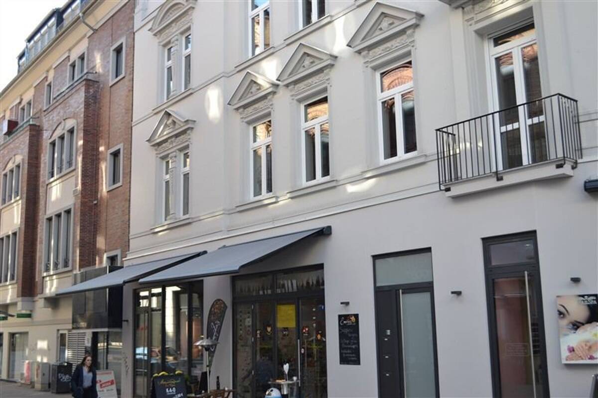 Penthouse mit Dachterrasse. Penthouse with roof terrace. – 65183 Wiesbaden – Bild 1 von 9