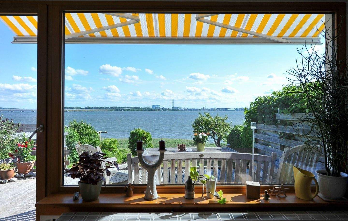 Zeitloses Wohnhaus - modernisiert & lichtdurchflutet – unverbaubarer Blick auf den Strelasund – Altefähr – Vorschaubild 5