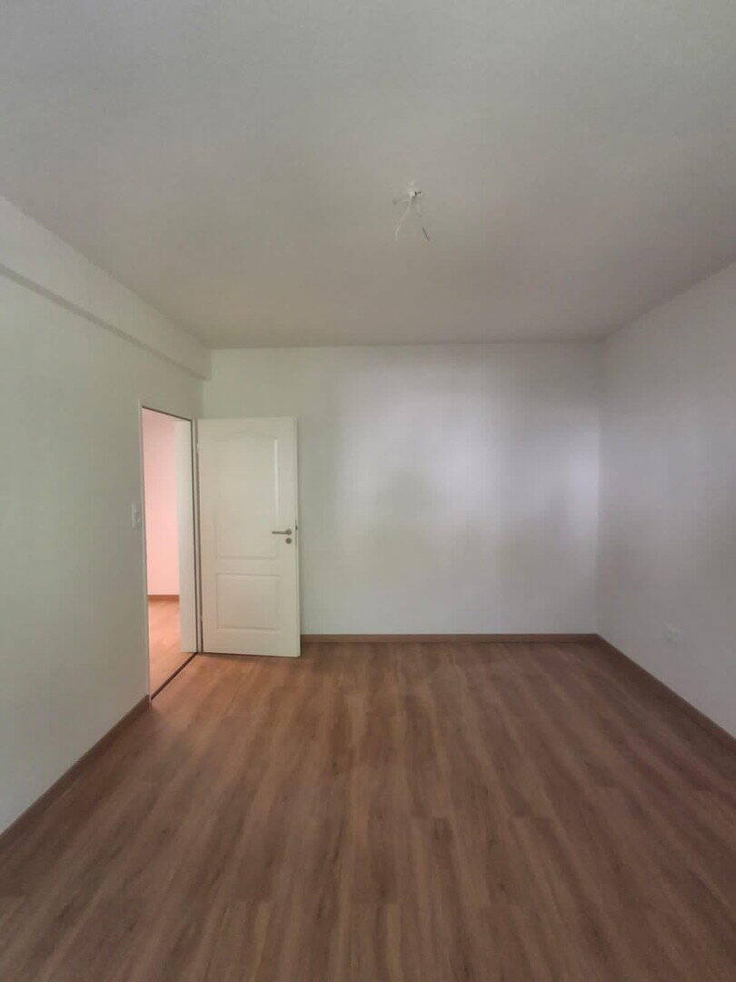 WG-Zimmer in neu sanierter Wohnung in Maxfeld zu vermieten