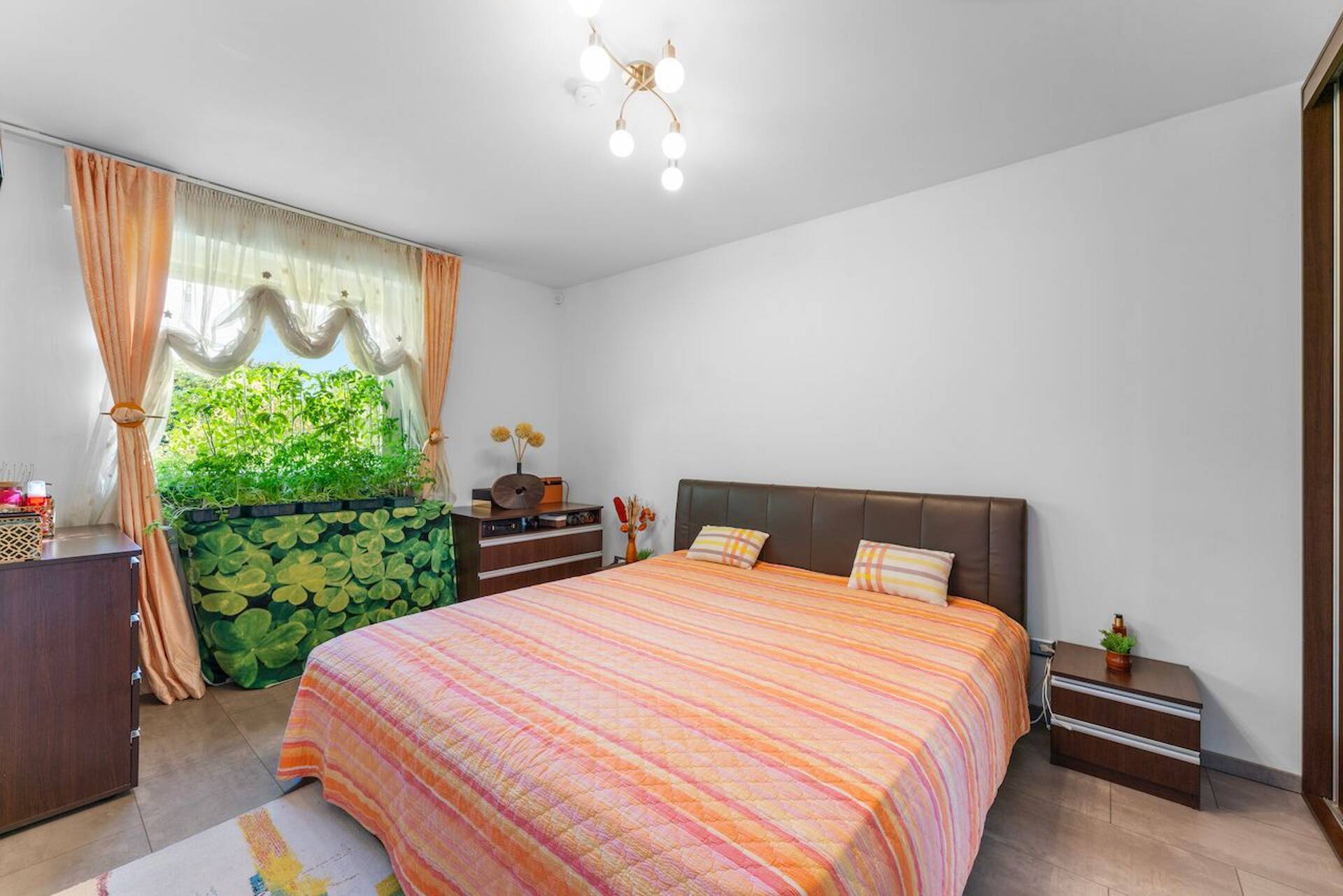 Erdgeschosswohnung in 50858 Köln mit 96 m² kaufen