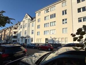 DÜSSELDORF-Pempelfort | Großzügig geschnitten, zentral gelegen, mit Balkon