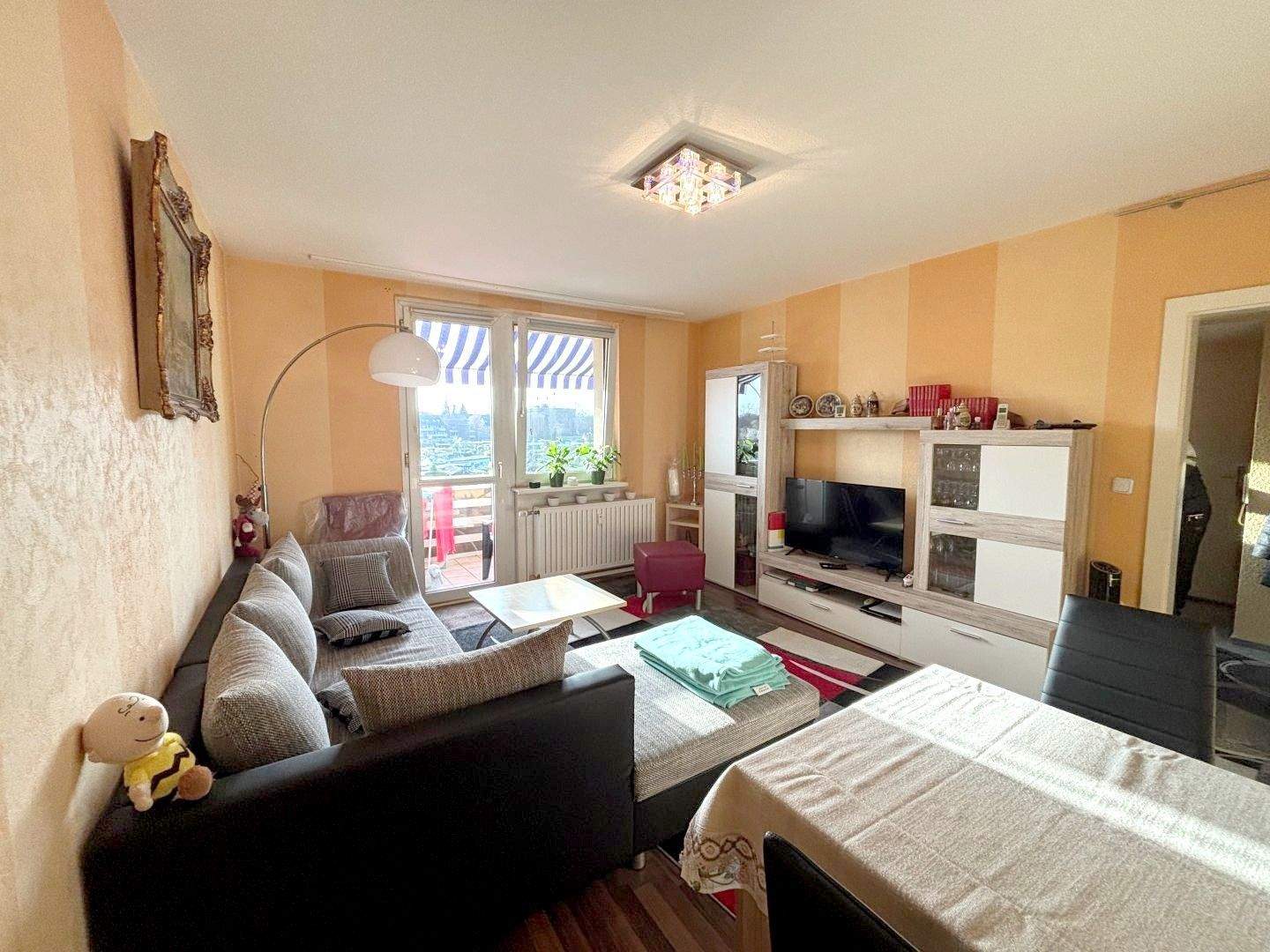 Krefeld: Charmante 3-Zimmer-Wohnung mit Balkon und idealer Raumaufteilung – Krefeld – Vorschaubild 3
