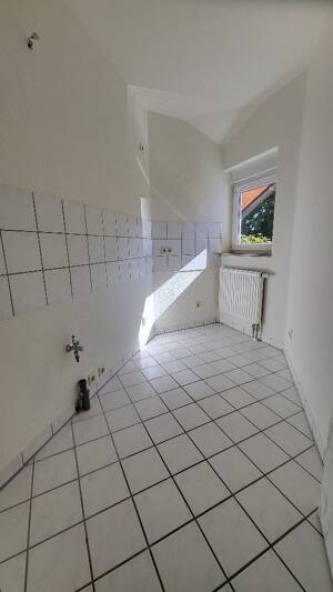 Helle 2-Raum-Wohnung mit Balkon am Stadtrand – 99099 Erfurt – Vorschaubild 4