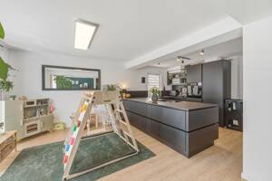 Kernsanierte Doppelhaushälfte mit Einliegerwohnung und PV-Anlage – 70329 Stuttgart – Vorschaubild 9